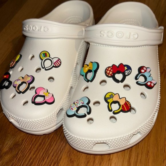 Crocs Charm Disney Mickey Mouse Ears 10 piece set - Picture 2 of 4